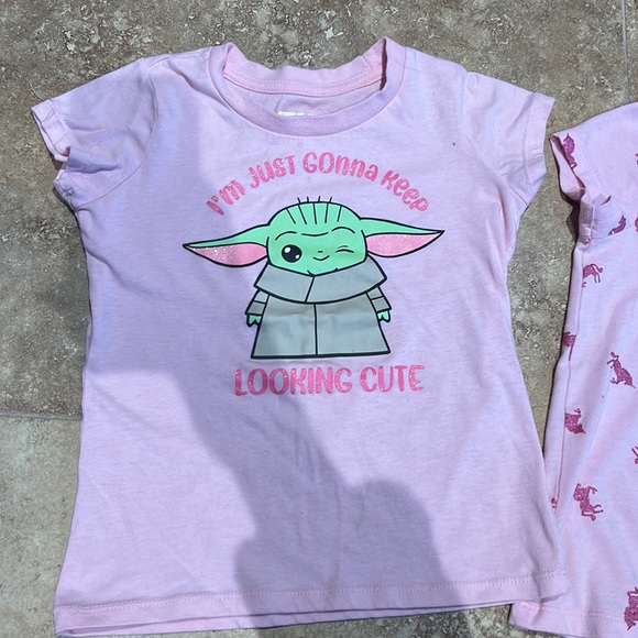 Kids shirts size 5/6 in good condition no stains - Picture 2 of 5